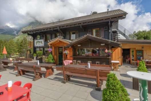 Auberge Des Glaciers Orsieres Bagian luar foto